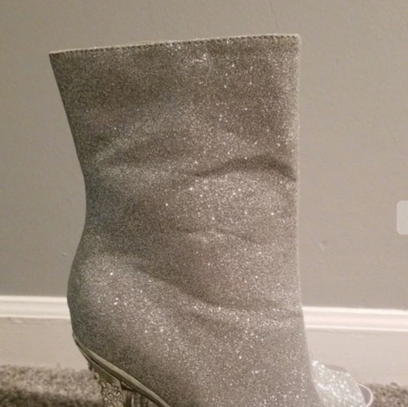 Booties - Picture 6 of 7